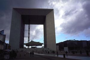 環境に配慮した建築の未来を切り拓く！最新ZEB技術の全て