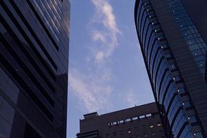 貸し会議室を提供している本町の会社